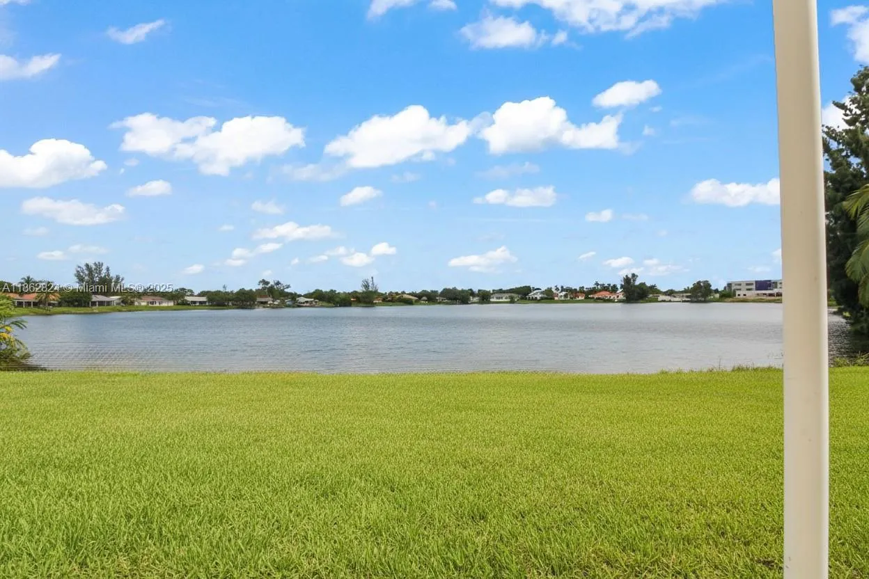 4399 SW 89th Ave, Miami FL 33165