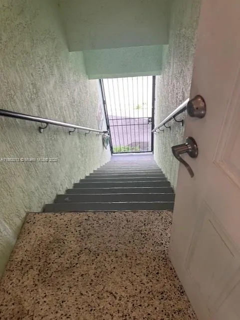 220 NW 7th Ave # 3, Miami FL 33128