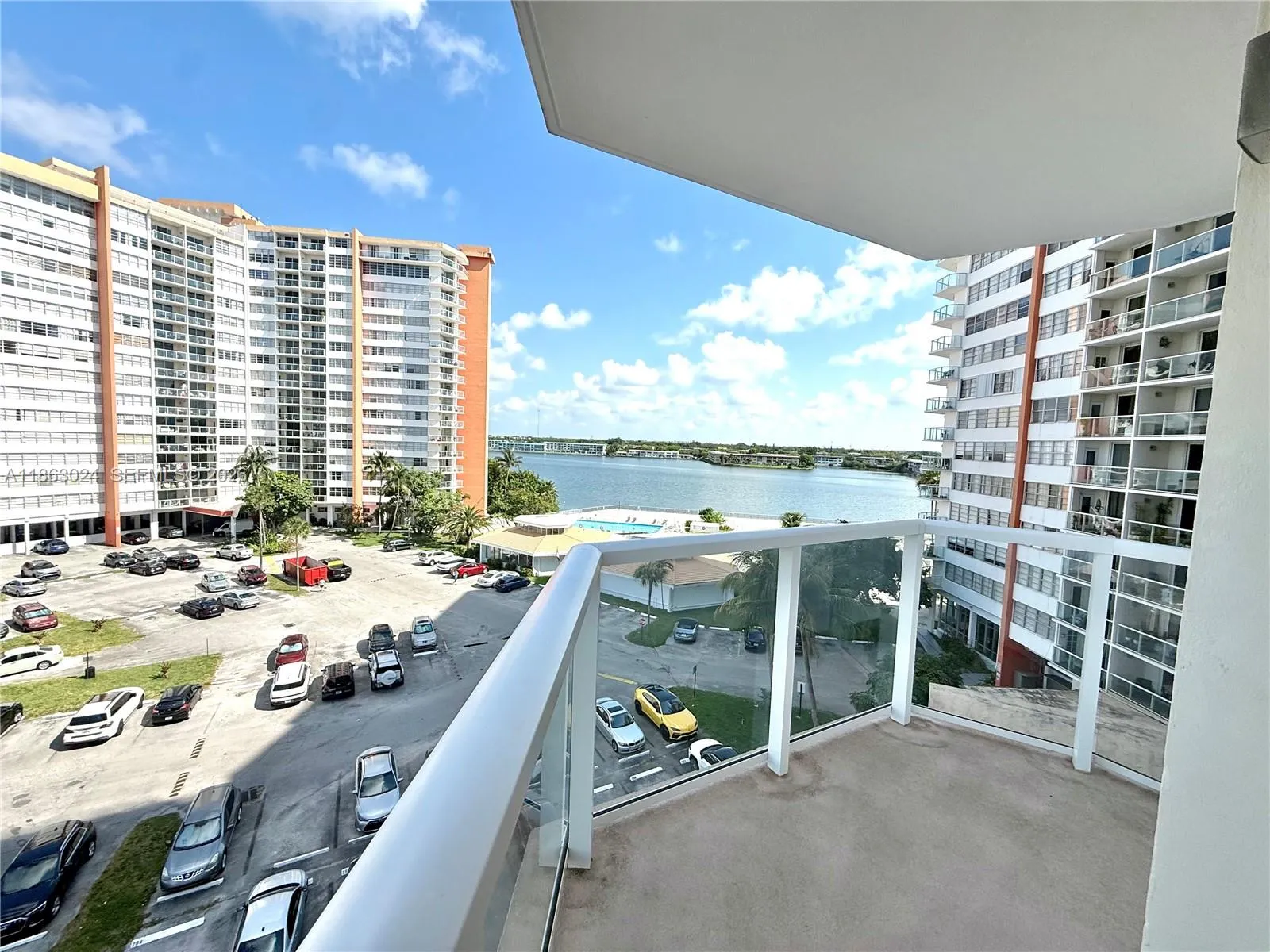 2 bedroom 2 bath for sale at 1351 NE Miami Gardens Dr # 626E, Miami FL 33179