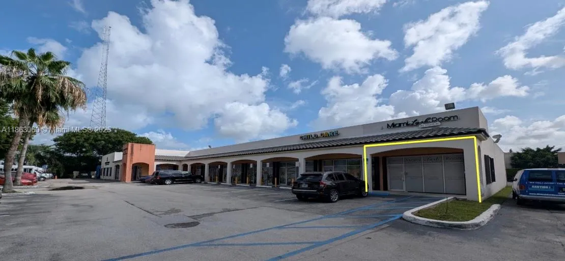 Commercial Sale for sale at 12975 W Okeechobee Rd # 10, Hialeah Gardens FL 33018