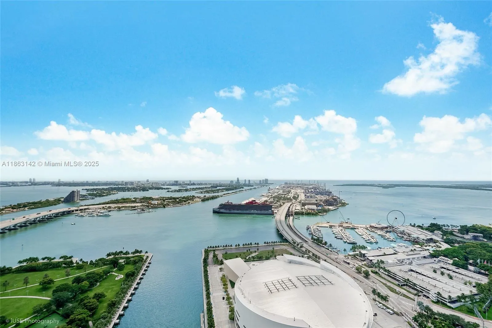 888 Biscayne Blvd # 5004, Miami FL 33132