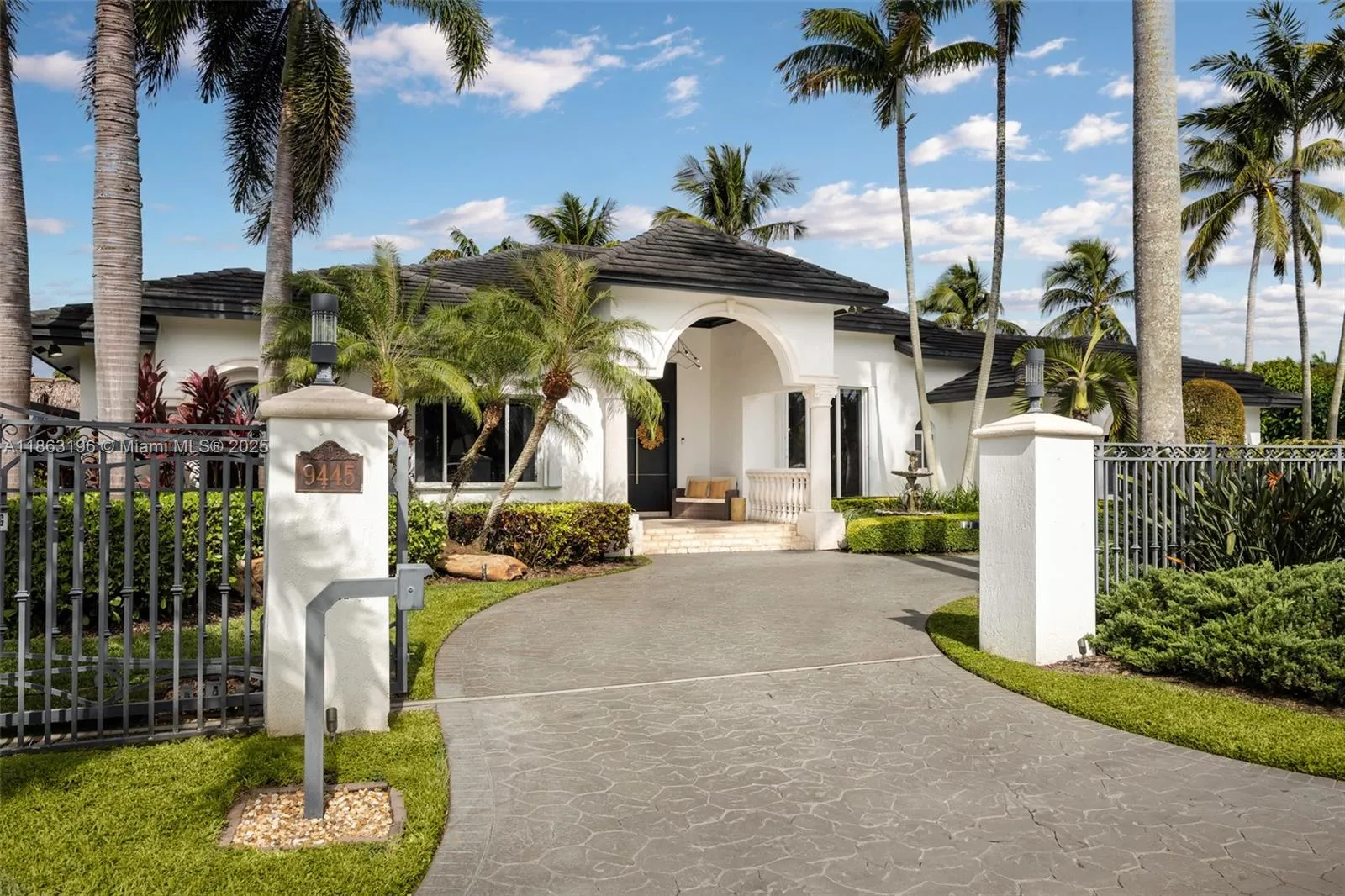 9445 SW 68th St, Miami FL 33173