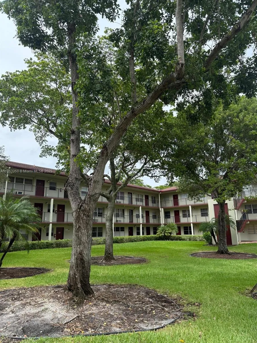 150 SW 134th Way # 101R, Pembroke Pines FL 33027