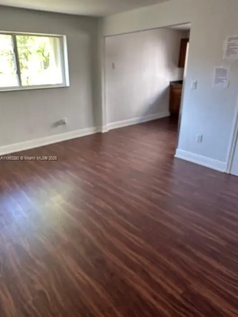 220 NW 7th Ave # 4, Miami FL 33128