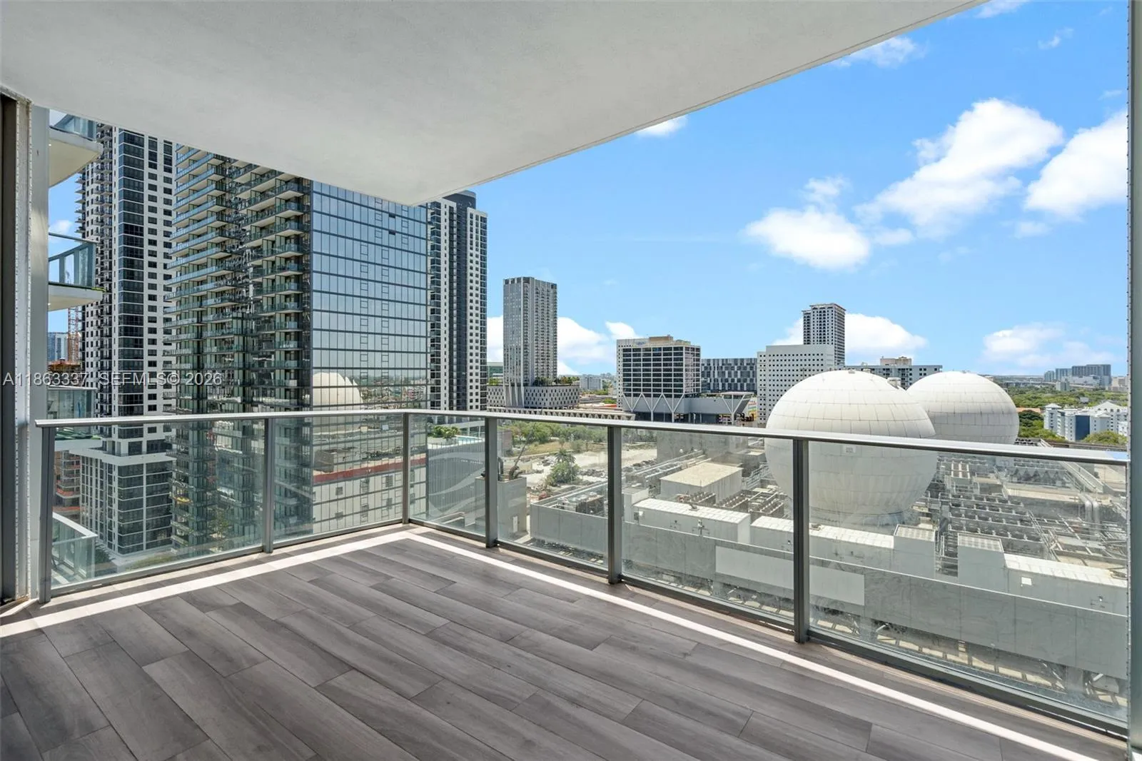 2 bedroom 2 bath for sale at 851 NE 1st Ave # 1506, Miami FL 33132