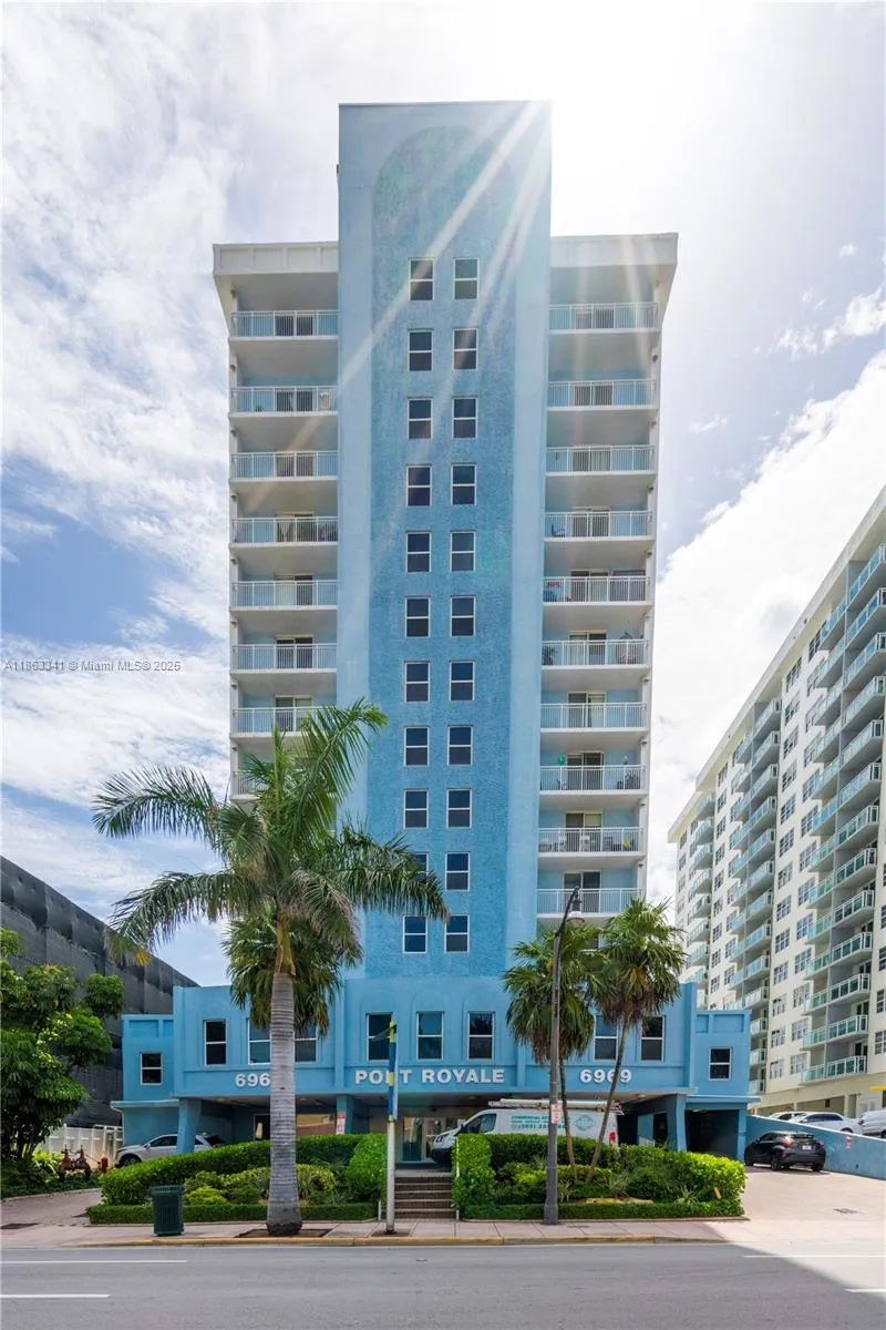 1 bedroom 1 bath for sale at 6969 Collins Avenue # 1502, Miami Beach FL 33141