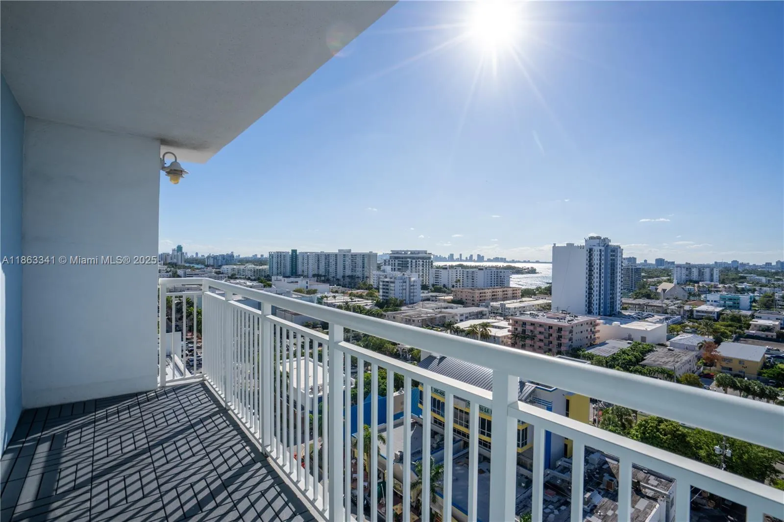 6969 Collins Avenue # 1502, Miami Beach FL 33141