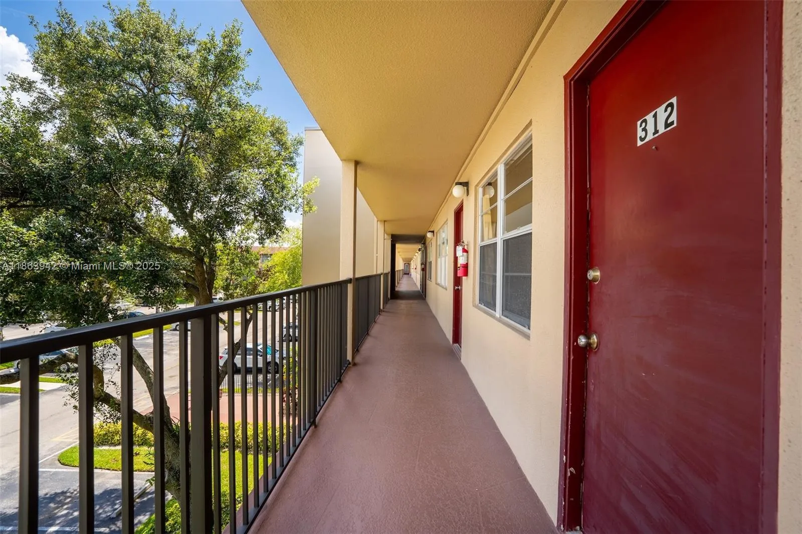 850 SW 133rd Ter # 312B, Pembroke Pines FL 33027