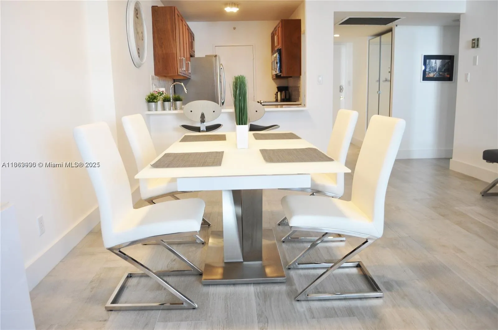 100 Lincoln Rd # 435, Miami Beach FL 33139