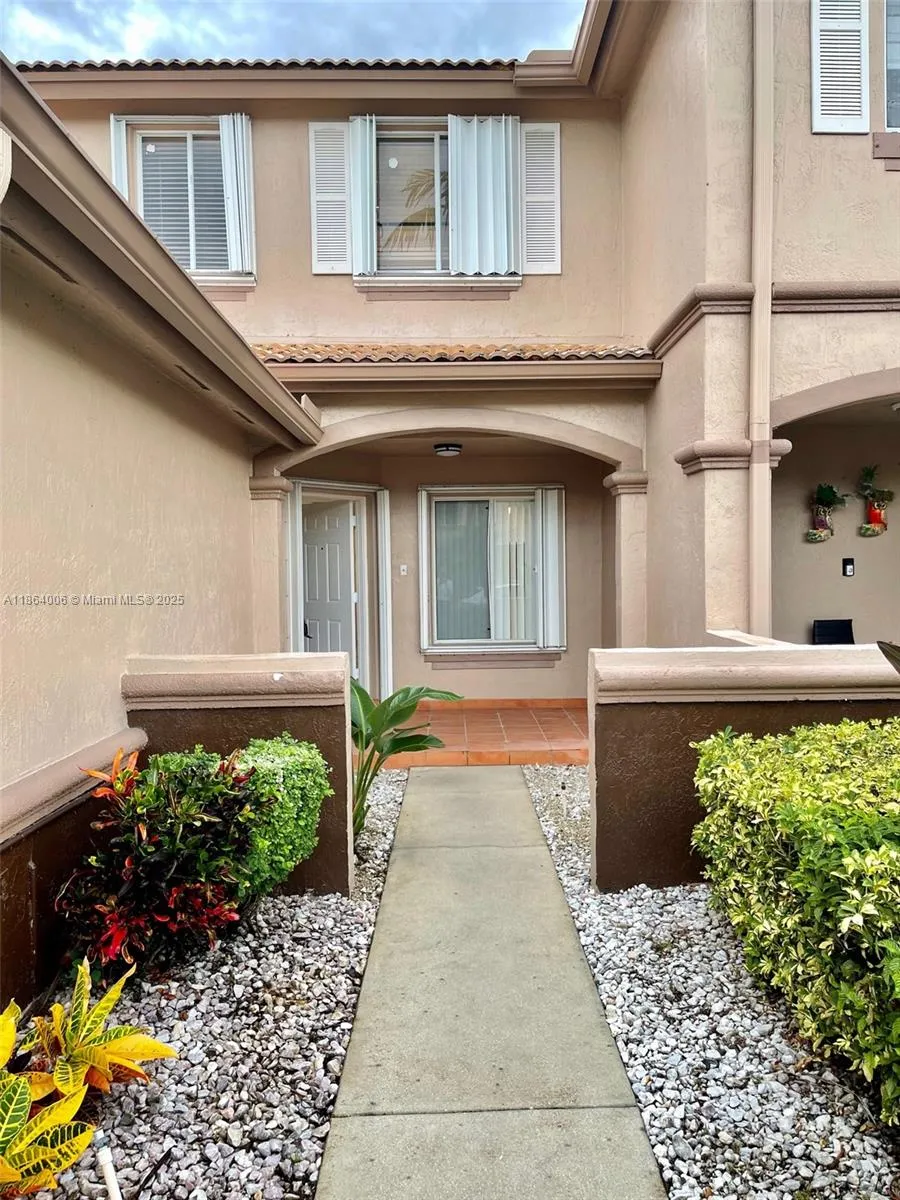 7362 SW 162nd Pl, Miami FL 33193