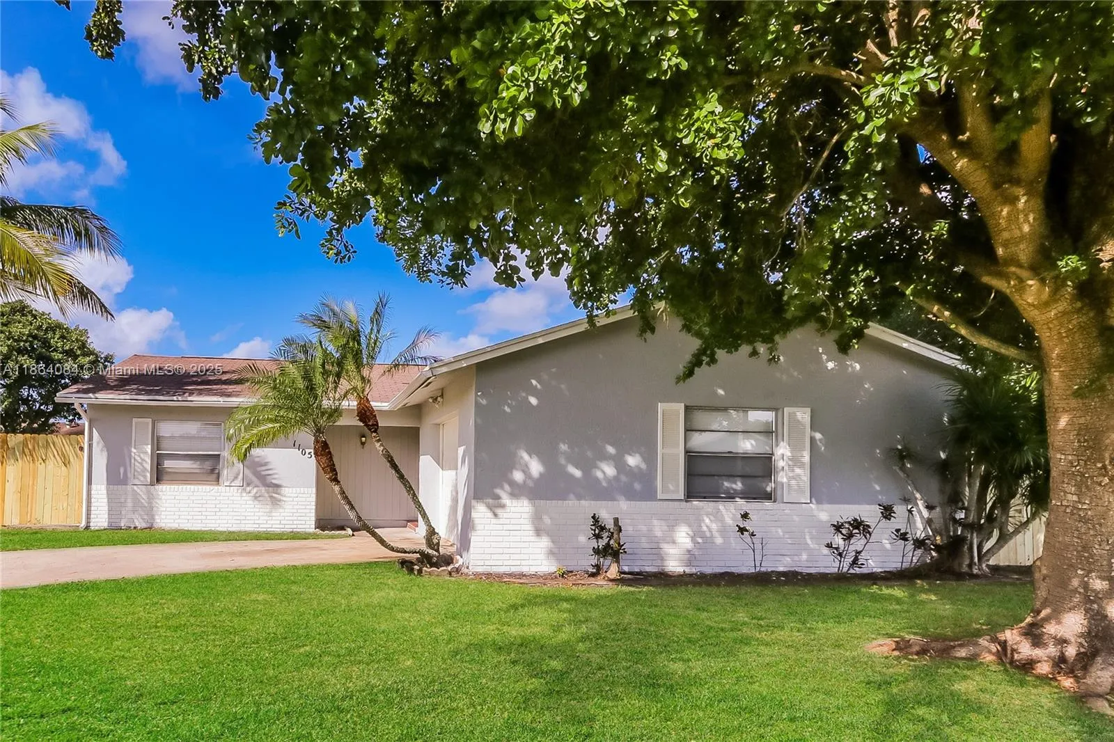 1105 Sonata Way, Royal Palm Beach FL 33411