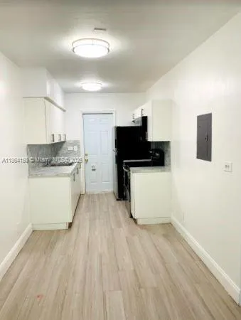 738 NE 86th St # 5, Miami FL 33138