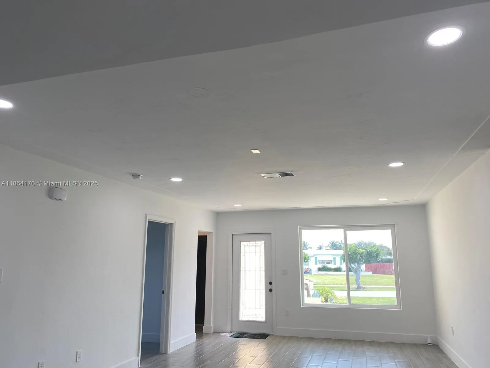 436 Gull Ct, North Palm Beach FL 33408