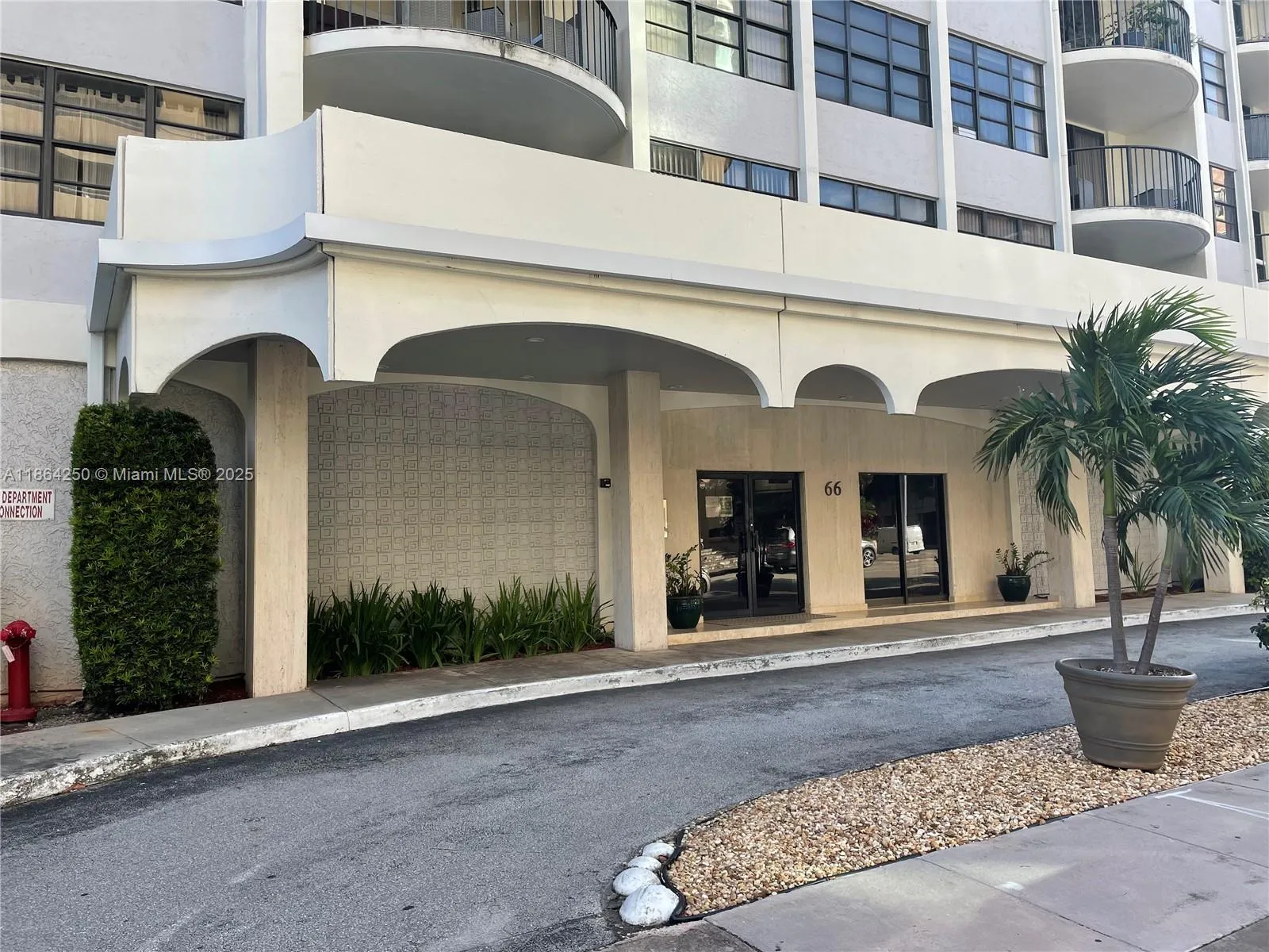 66 Valencia Ave, Coral Gables FL 33134