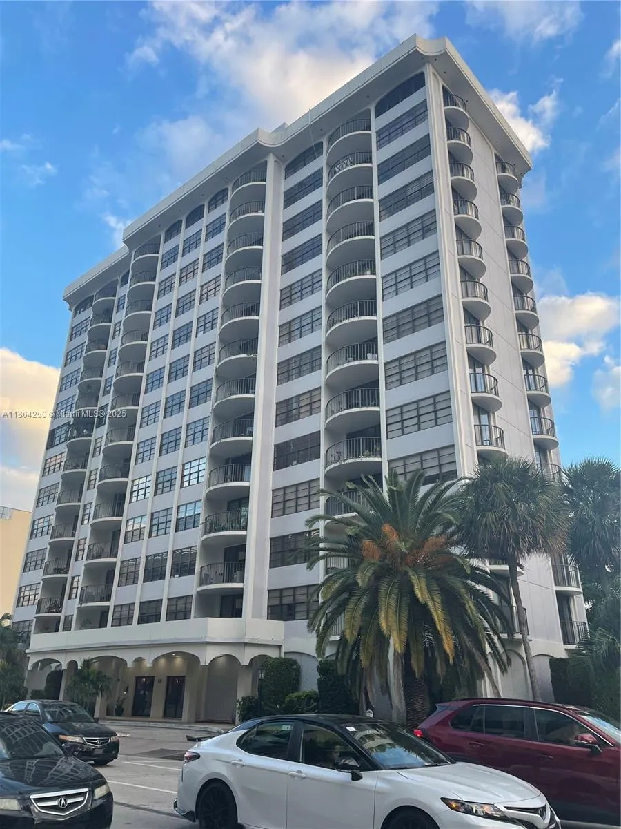 66 Valencia Ave, Coral Gables FL 33134