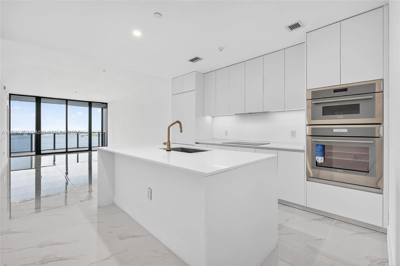 700 NE 24th # 2606, Miami FL 33137