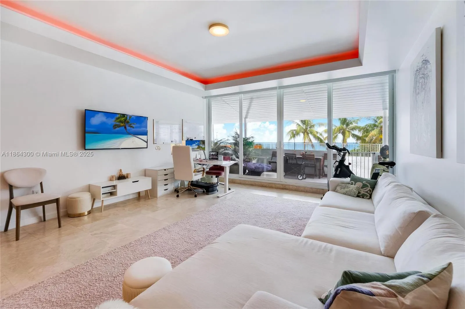 2 bedroom 2 bath for sale at 5601 Collins Ave # M5, Miami Beach FL 33140