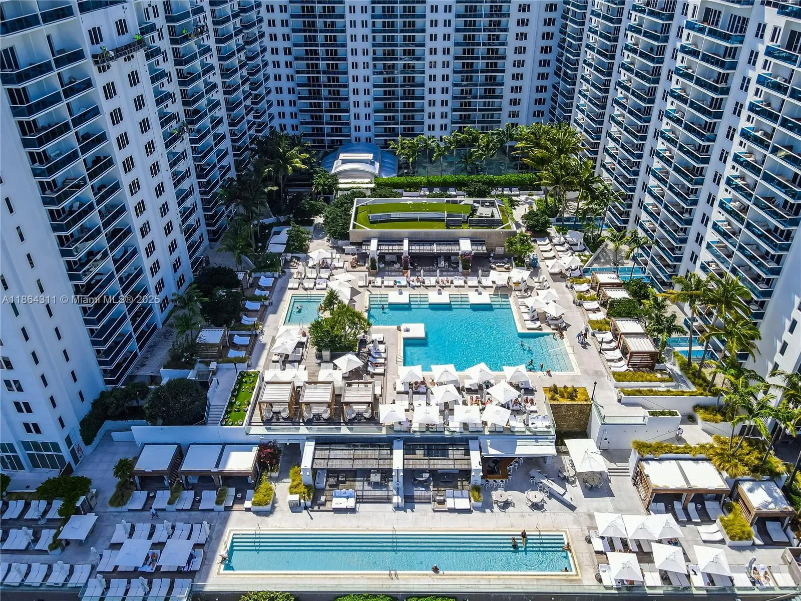 2301 Collins Ave # 542, Miami Beach FL 33139