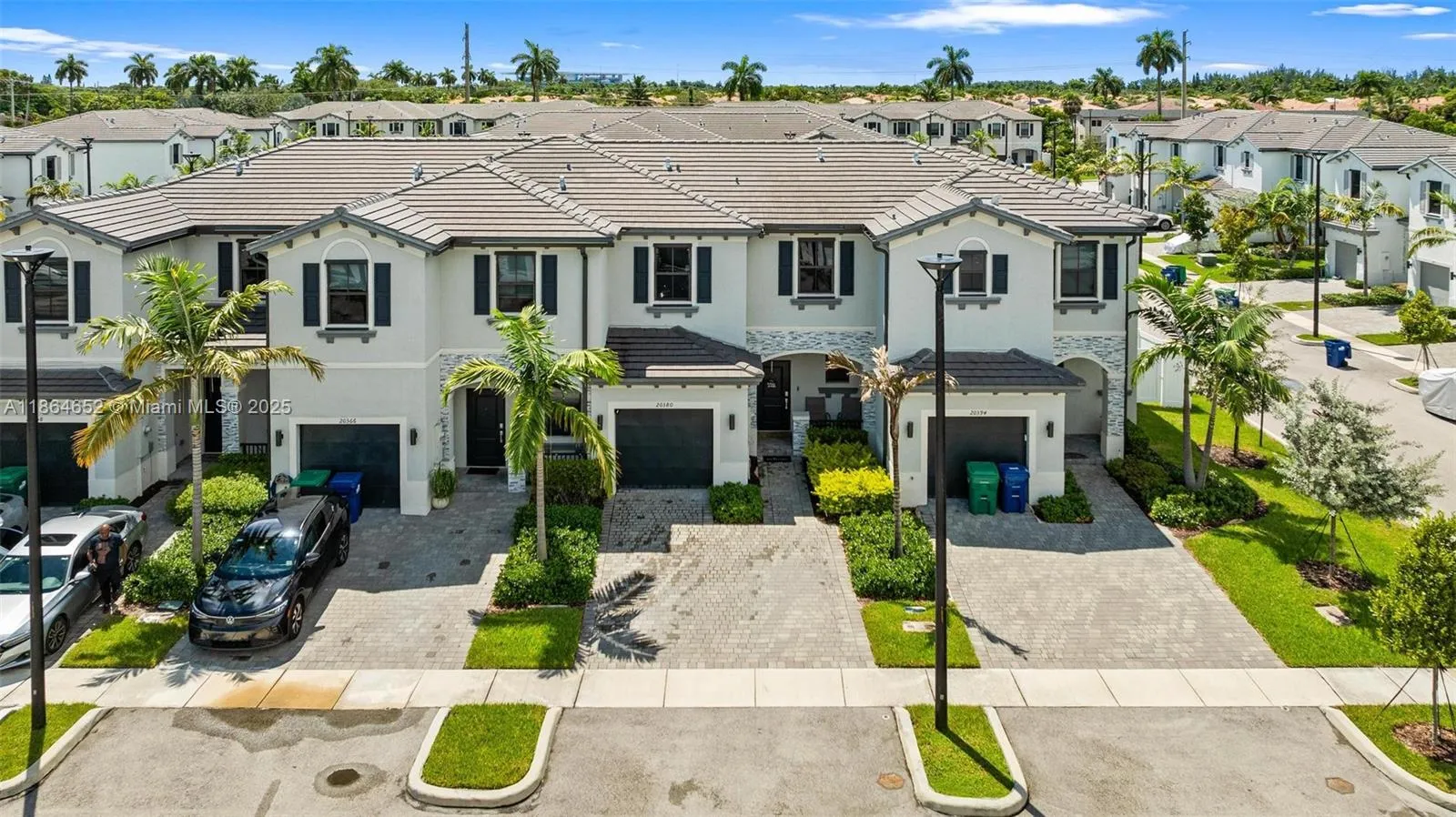 3 bedroom 2 bath for sale at 20380 NW 5th Ct, Miami Gardens FL 33169