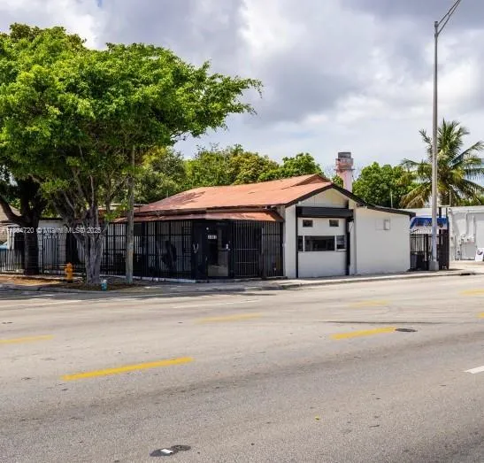 3002 NW 7th Ave, Miami FL 33127