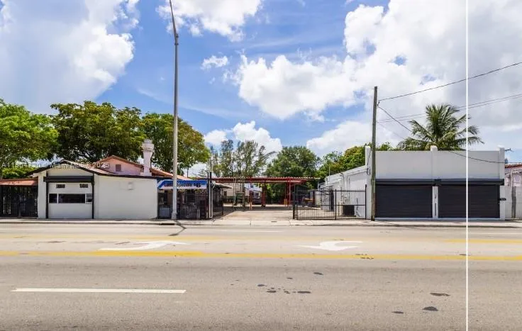 3002 NW 7th Ave, Miami FL 33127