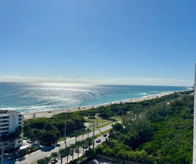 100 Bayview Dr # 1906, Sunny Isles Beach FL 33160