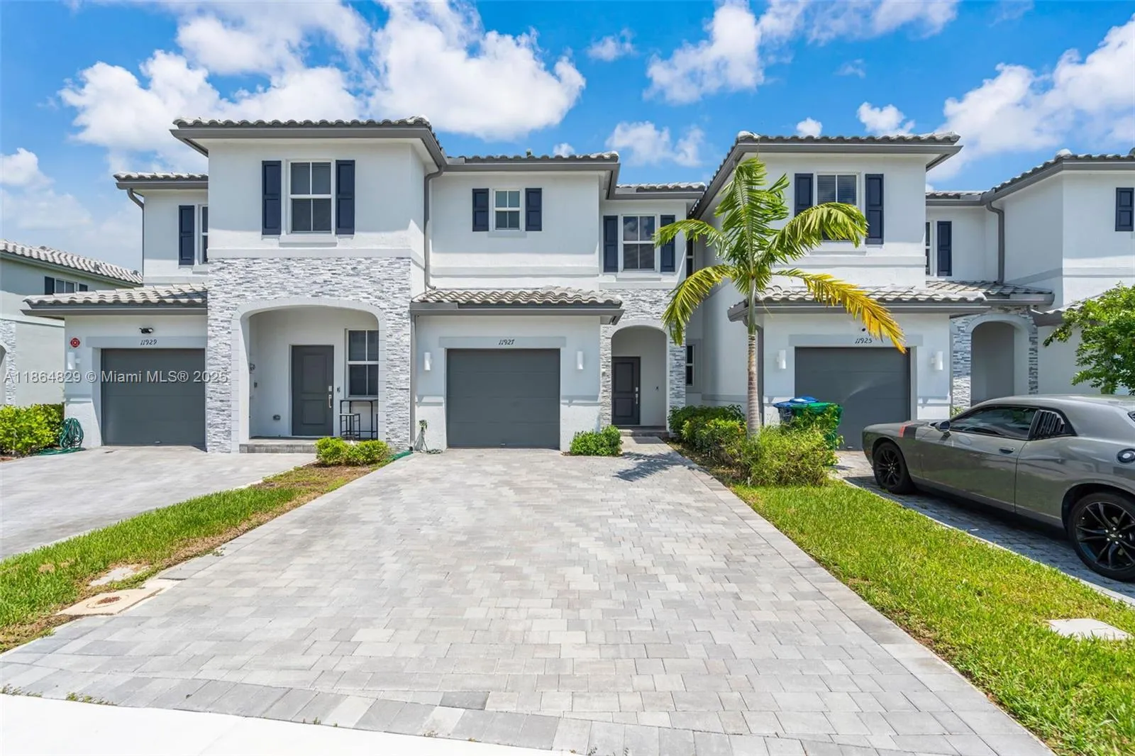 3 bedroom 2 bath for sale at 11927 NW 46th St, Coral Springs FL 33076