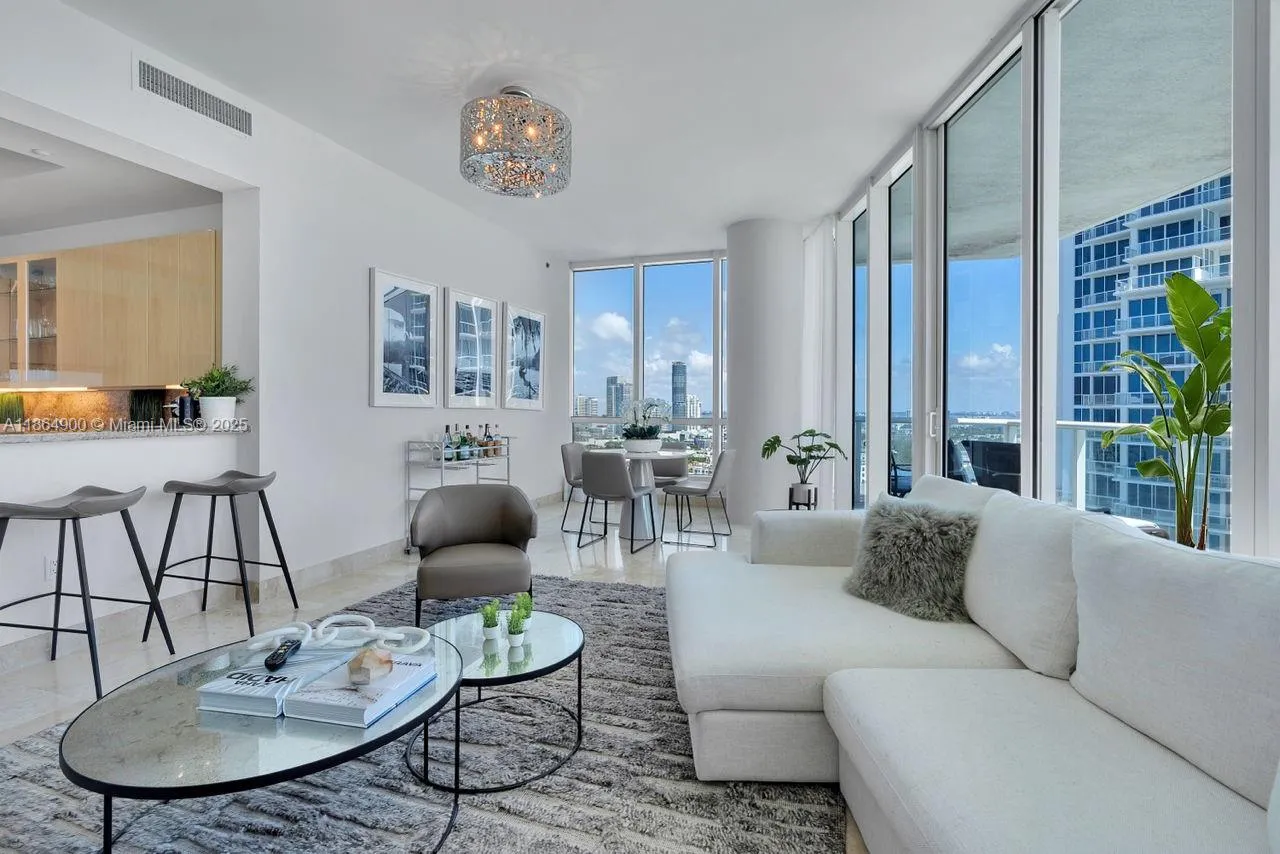 100 S Pointe Dr # 2208, Miami Beach FL 33139