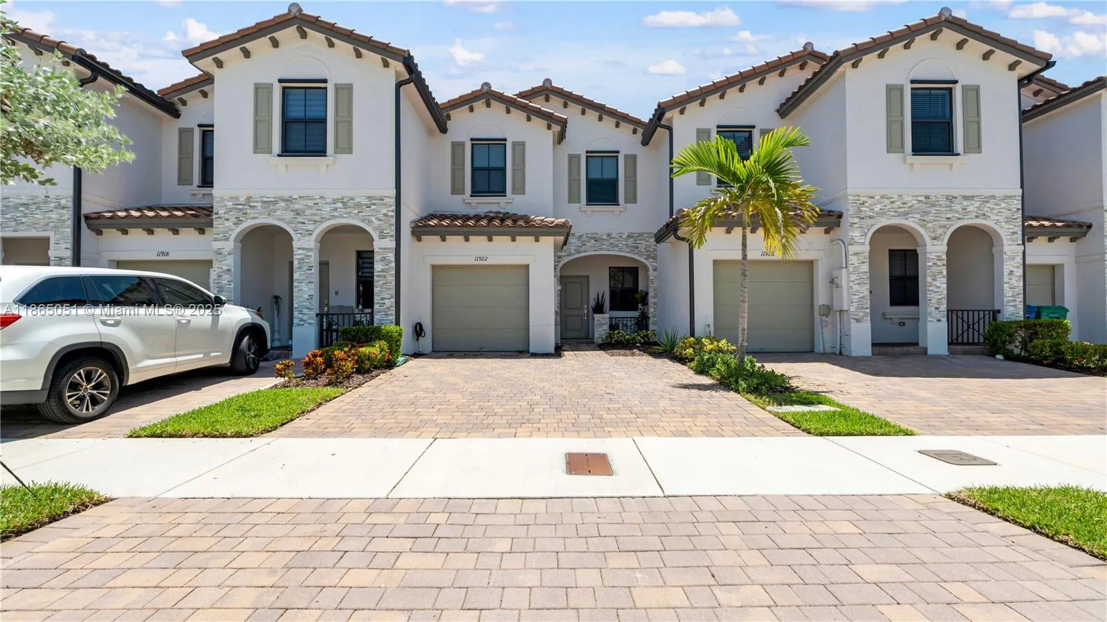 3 bedroom 2 bath for sale at 11922 SW 245 TER # 0, Homestead FL 33032