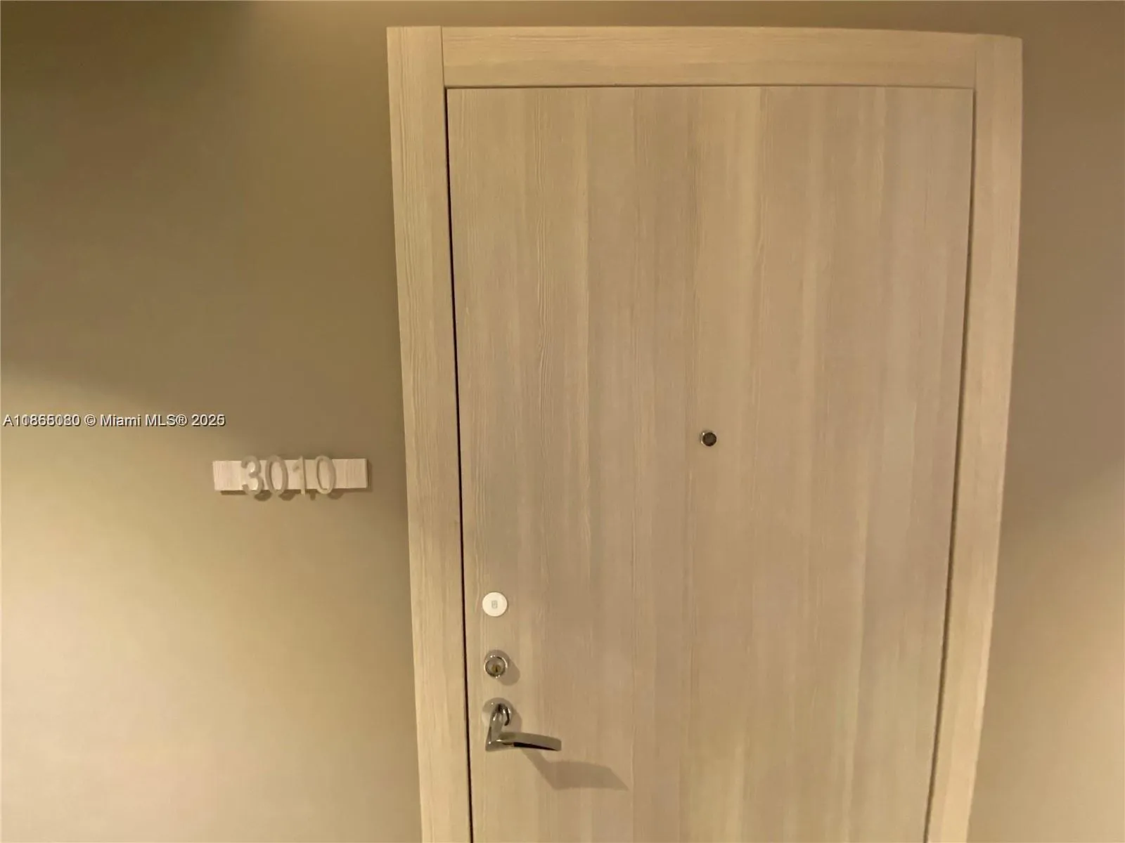 1000 Brickell Plz # 3010, Miami FL 33131