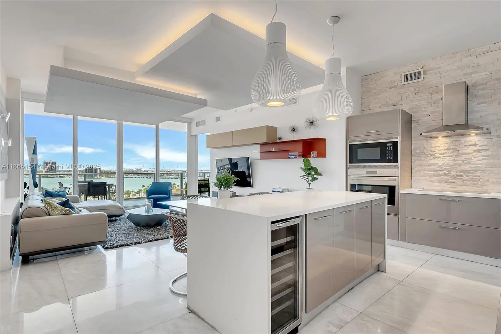 2 bedroom 2 bath for sale at 2020 N Bayshore Dr # 1006, Miami FL 33137