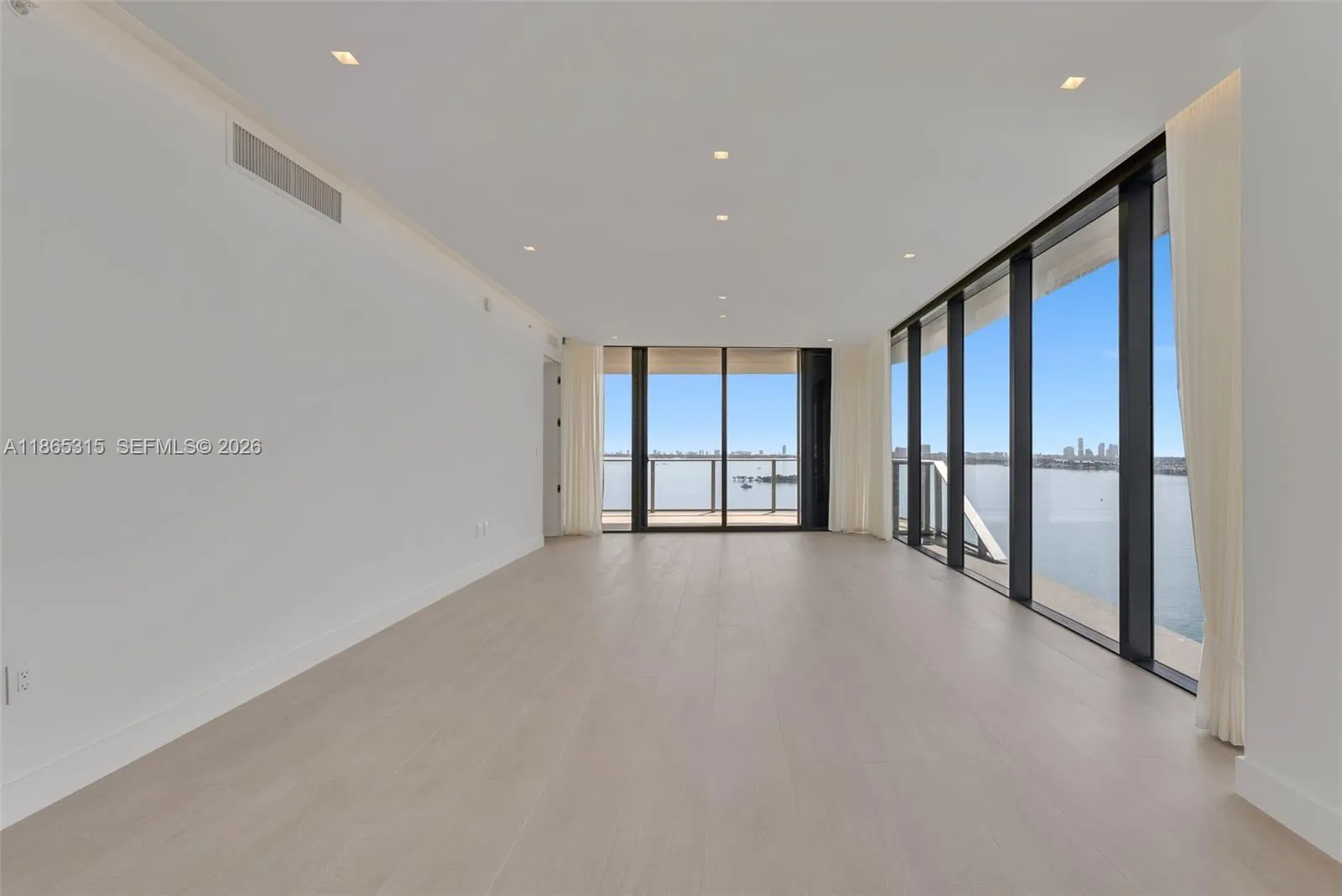 4 bedroom 5 bath for sale at 700 NE 24th st # 1207, Miami FL 33137