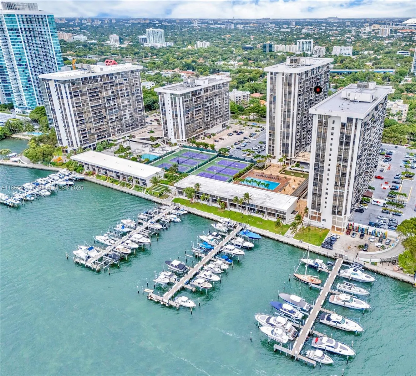 2 bedroom 2 bath for sale at 1901 Brickell Ave # B1912, Miami FL 33129