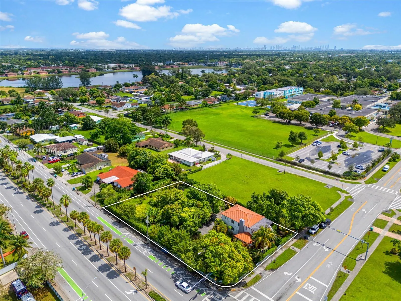 2175 NW 111th St, Miami FL 33167