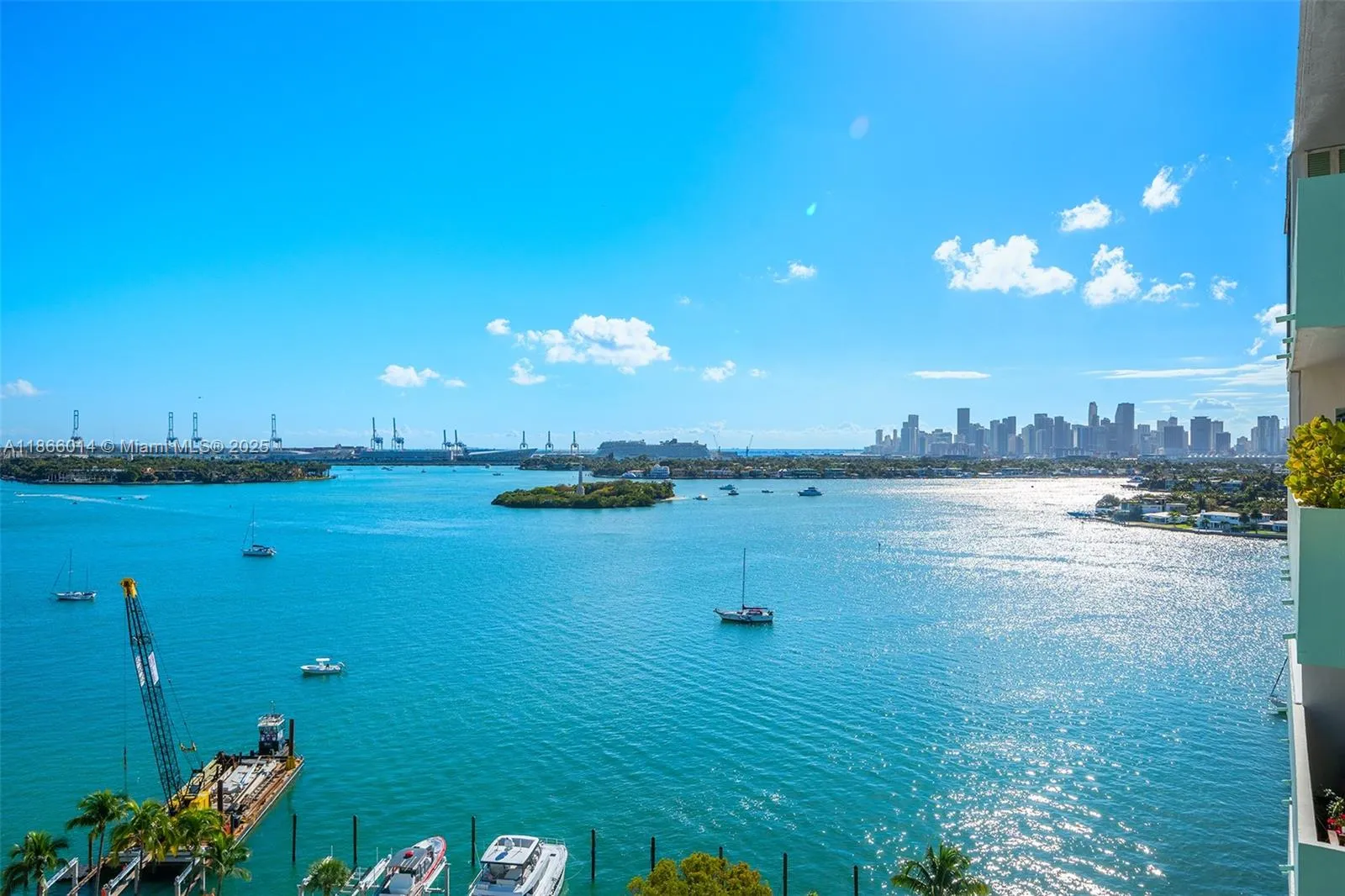 1 bedroom 1 bath for sale at 5 Island Ave # 15G, Miami Beach FL 33139