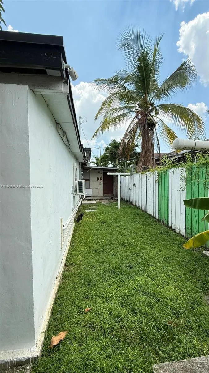 2610 NW 19th Ave, Miami FL 33142