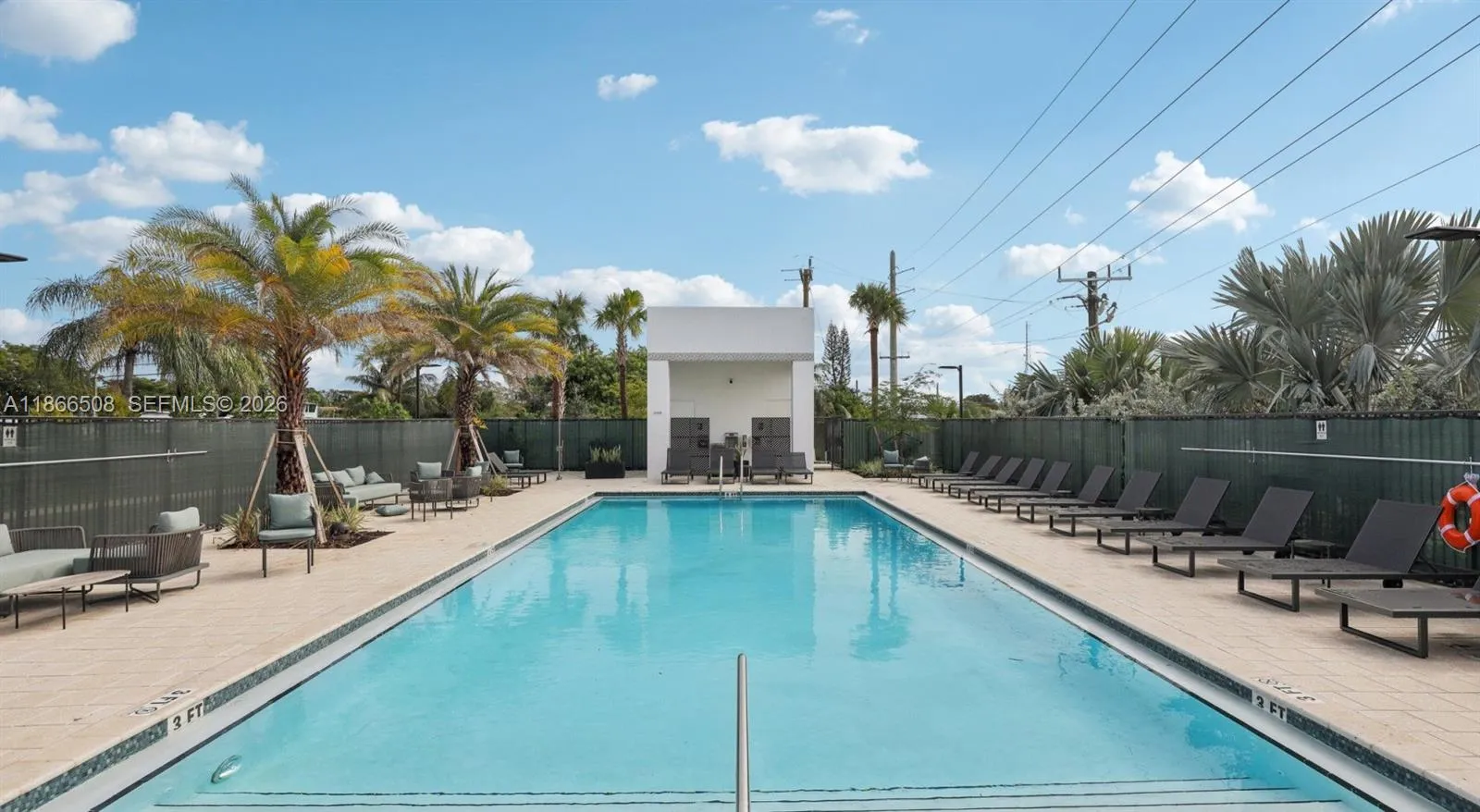 4465 Griffin Road # C1, Davie FL 33314