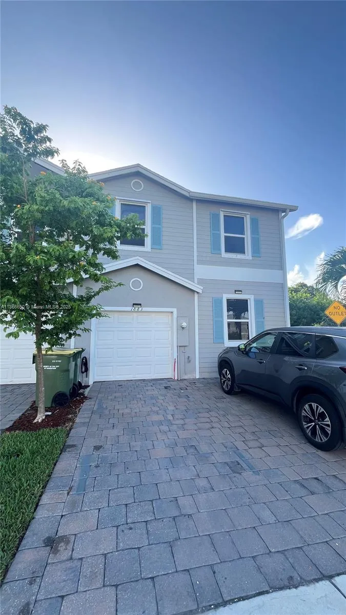 4 bedroom 3 bath for sale at 1883 SE 9th Ter, Homestead FL 33034