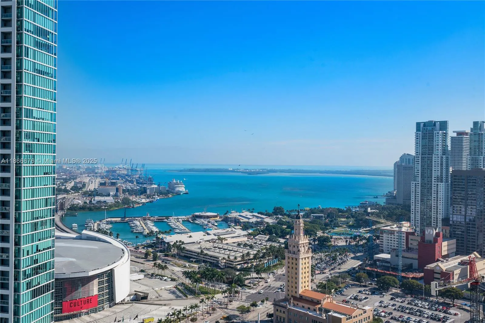 2 bedroom 3 bath for sale at 851 NE 1st Ave # 3203, Miami FL 33132