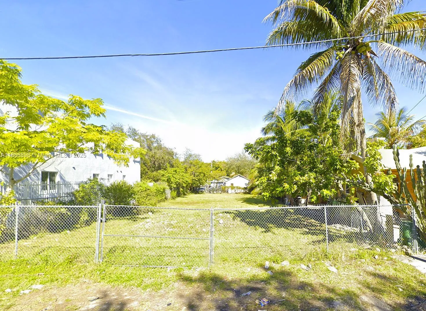 125 NE 55th St, Miami FL 33137