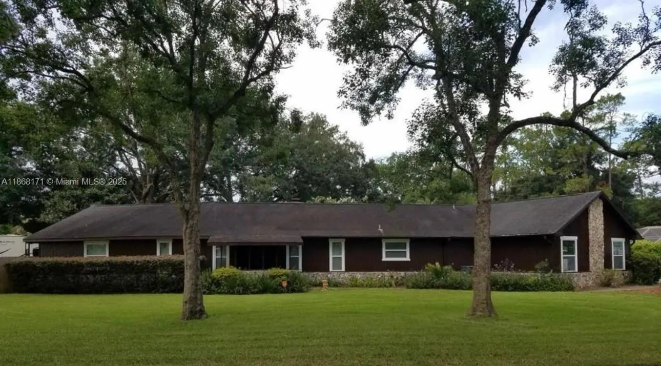 4 bedroom 2 bath Residential for sale at 2020 NE 11 PLACE, Ocala FL 34470