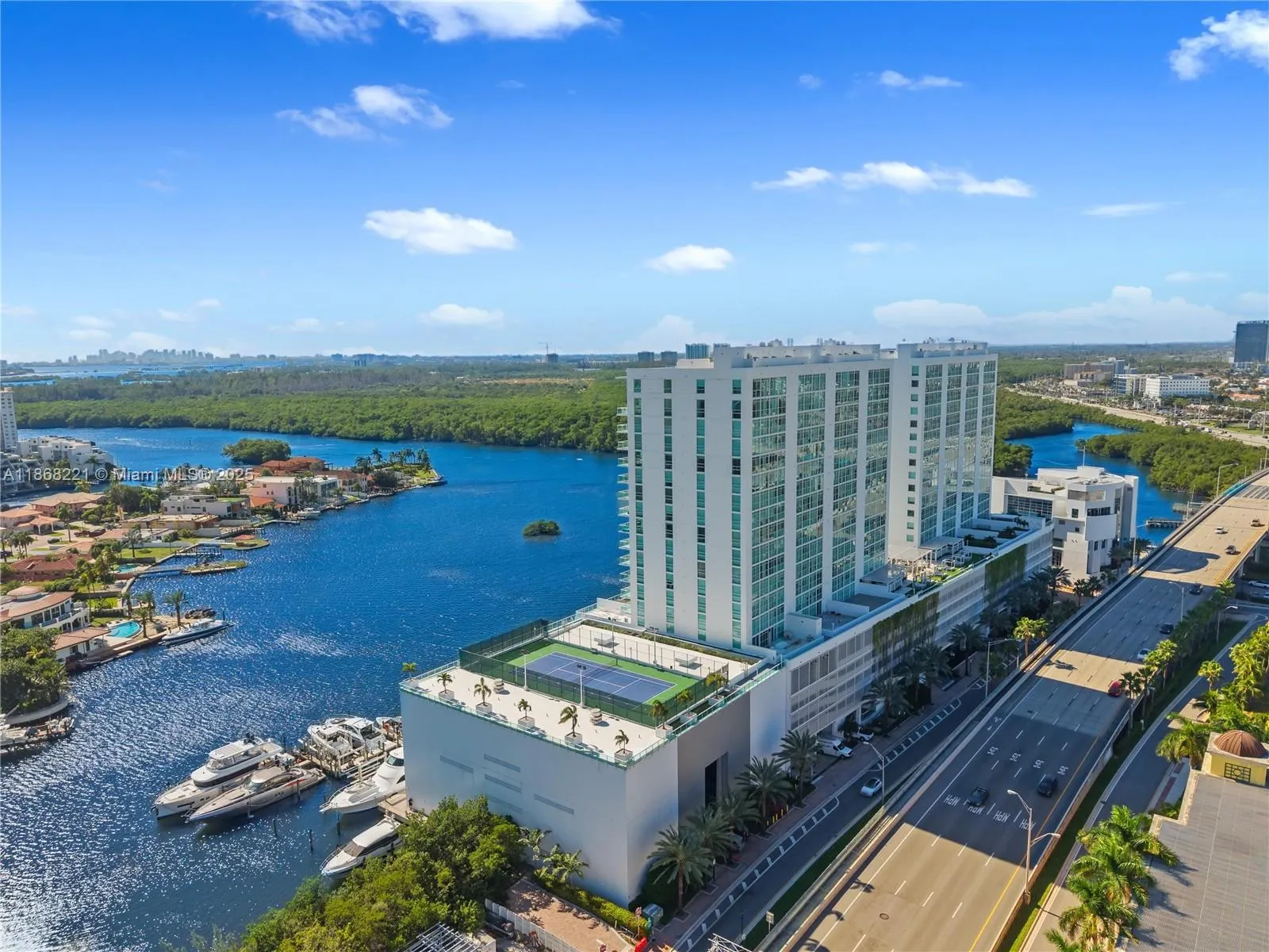 3 bedroom 2 bath for sale at 400 Sunny Isles Blvd # 419, Sunny Isles Beach FL 33160