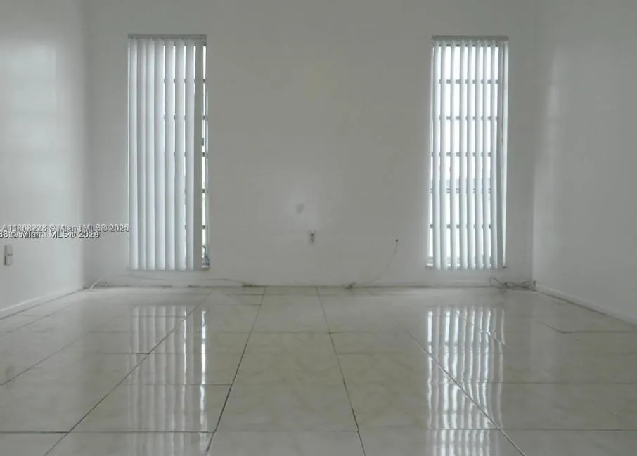 4848 NW 24th Ct # 323, Lauderdale Lakes FL 33313