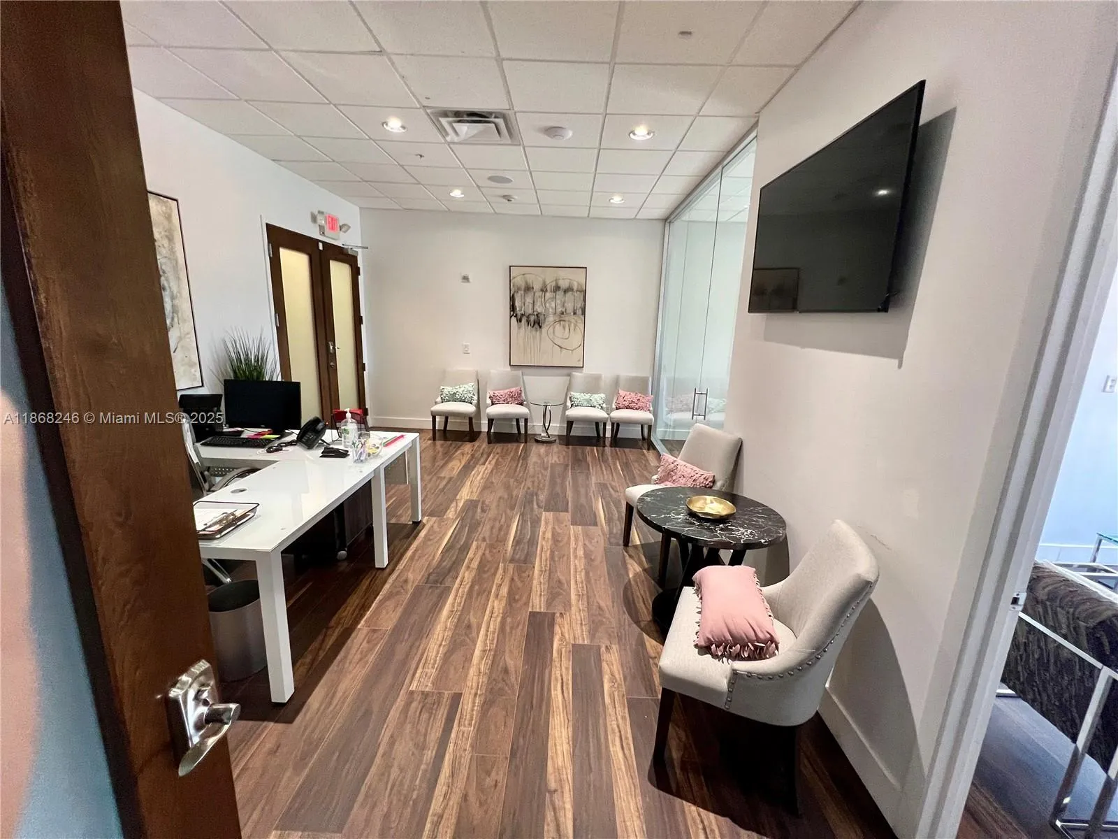2020 Ponce De Leon Blvd # 908, Coral Gables FL 33134