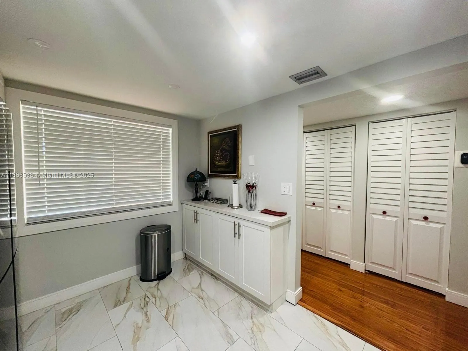 3501 Inverrary Dr # 201, Lauderhill FL 33319