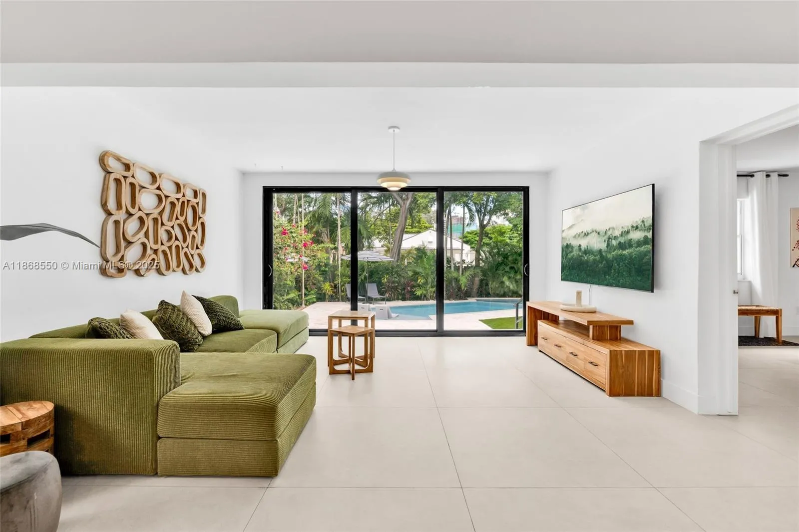 141 SW 23rd Rd, Miami FL 33129