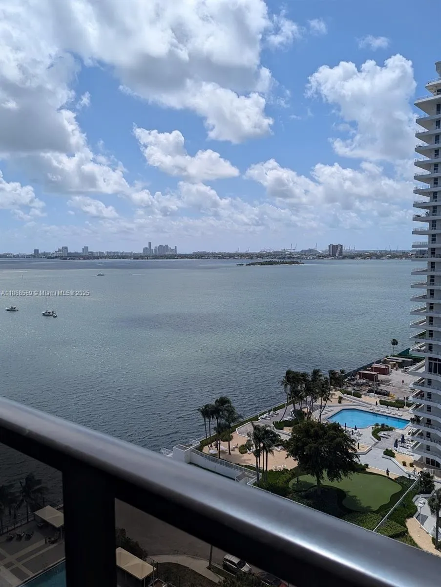 600 NE 36th St # 1804, Miami FL 33137
