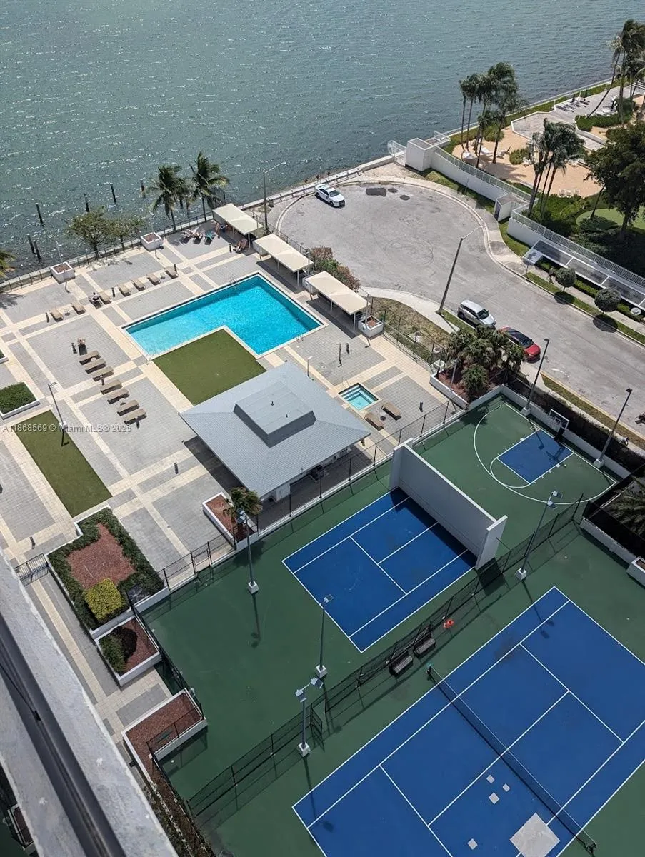600 NE 36th St # 1804, Miami FL 33137