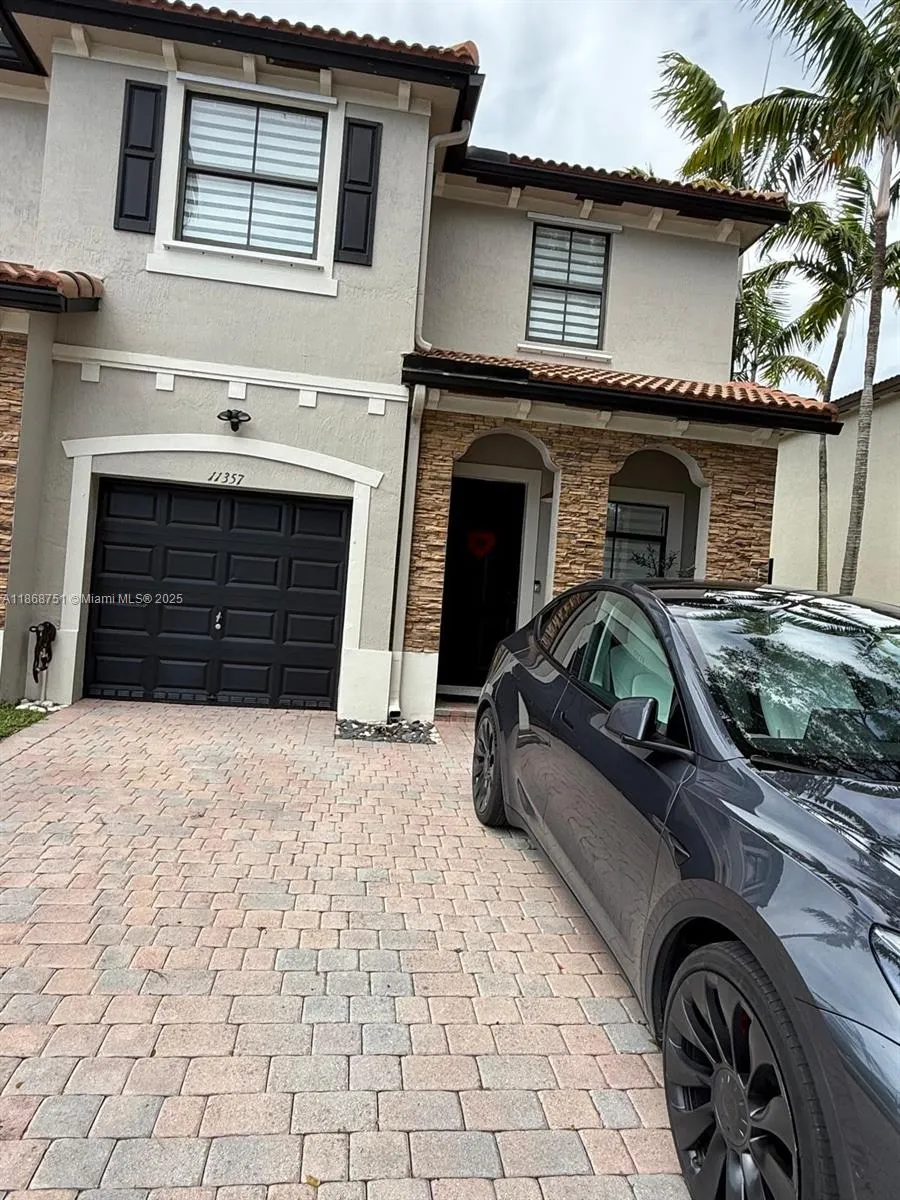 11357 SW 240th St # 11357, Homestead FL 33032
