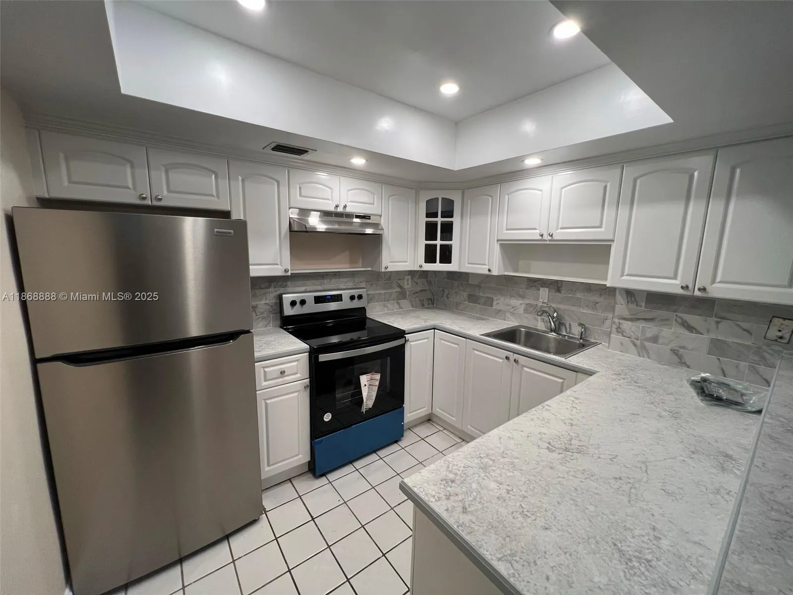 3 bedroom 1 bath for sale at 2605 NW 47th Ter # 103, Lauderdale Lakes FL 33313